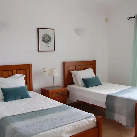 Casa Alves - With Private Heated Swimming Pool Olhos de Água