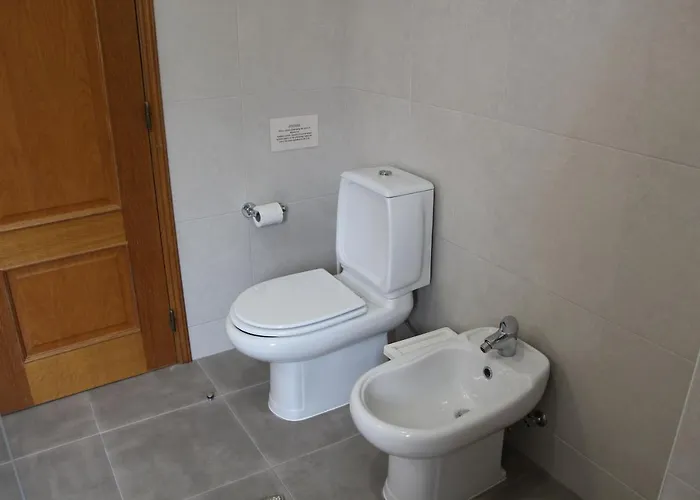 Villa Casa Alves - With Private Heated Swimming Pool *
