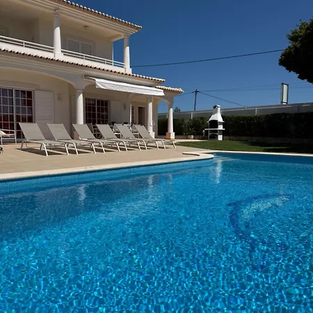 Casa Alves - With Private Heated Swimming Pool