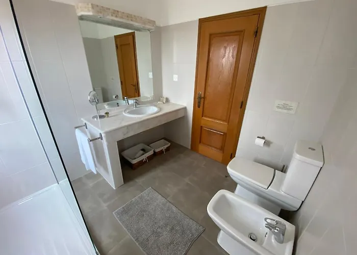 Casa Alves - With Private Heated Swimming Pool