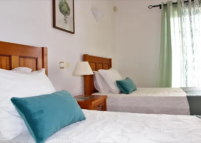 Вилла Casa Alves - With Private Heated Swimming Pool