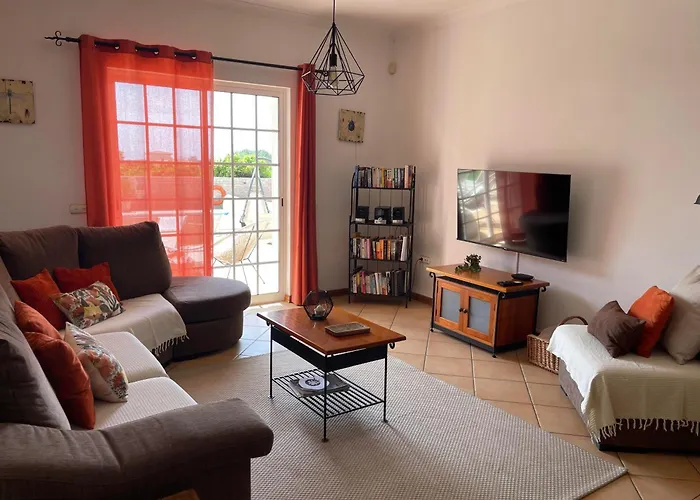 Casa Alves - With Private Heated Swimming Pool